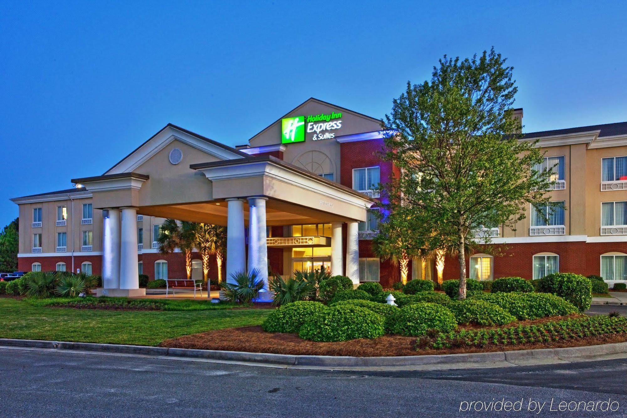 Holiday Express & By Ihg Hotel 3*